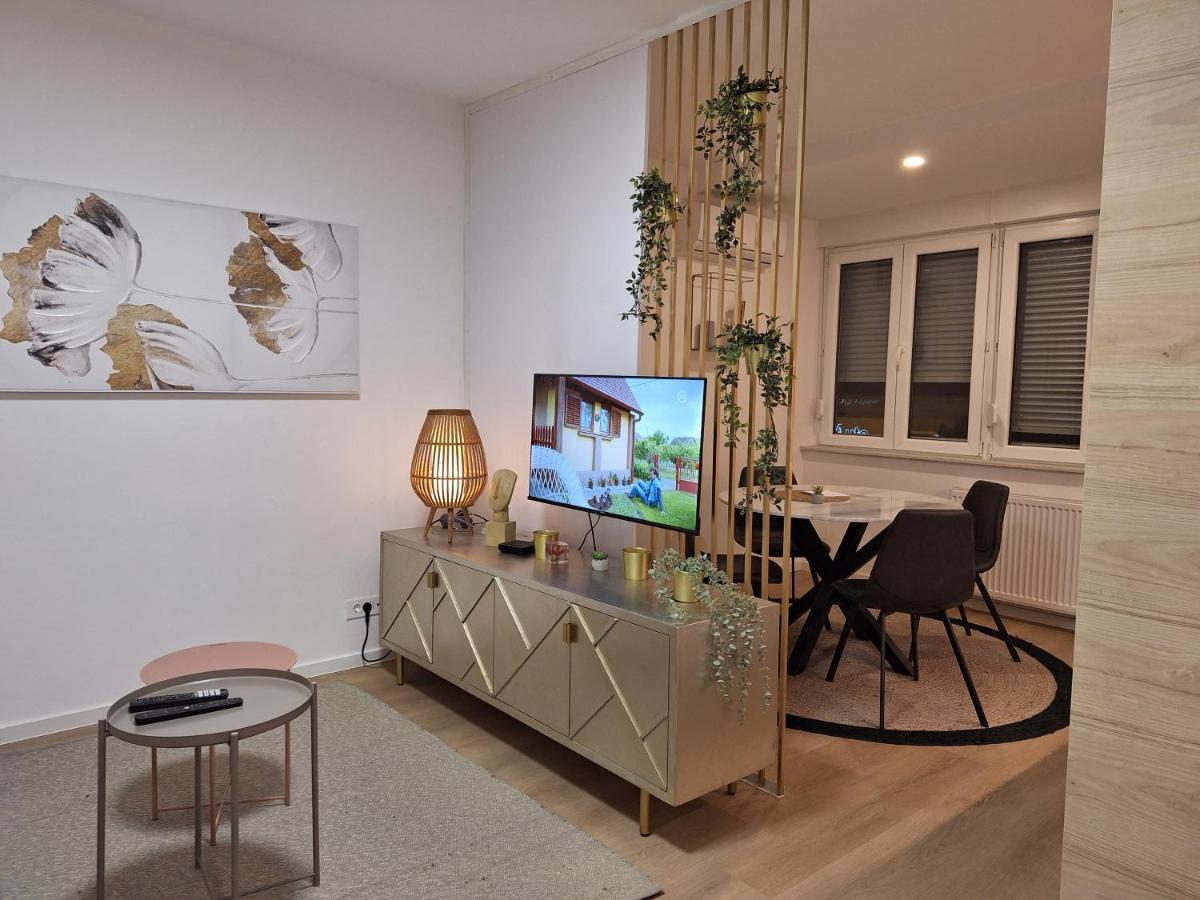 Dolly Apartment Zagreb Bagian luar foto